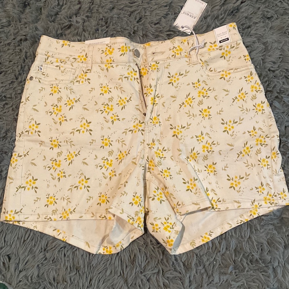 Floral Print Women's Shorts